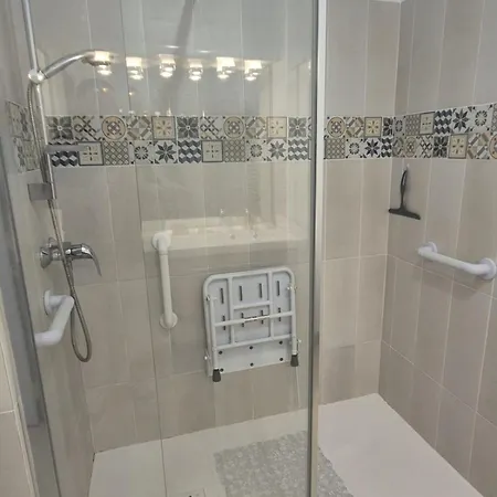 2 Bedrooms - L'oree Du Golfe