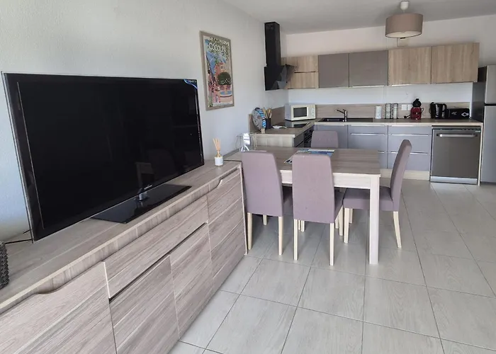 2 Bedrooms - L'oree Du Golfe Apartment *